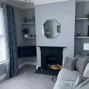 Holiday home Victorian South Area Lisburn Road 3 Double Bedrooms - Great Transport Links, Belfast